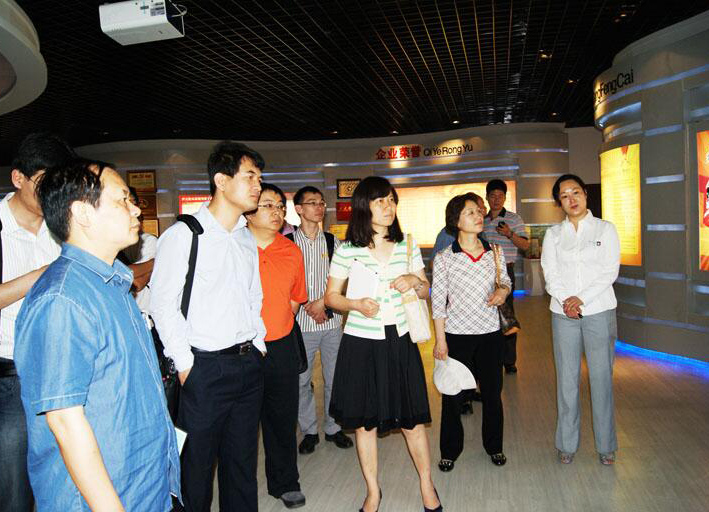 加快产业升级转型 促进企业稳步发展