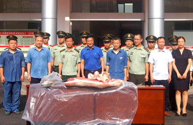 6686体育弘润公司“八一”前夕慰问消防官兵