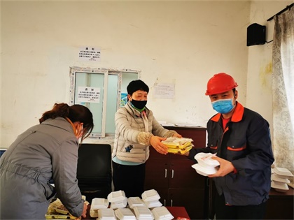 6686体育股份公司领导慰问销售一线员工及运输客户