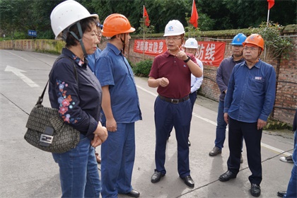 6686体育集团公司党委书记谭光军一行来我公司开展节前安全大检查