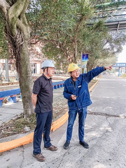 6686体育股份公司监事会主席罗航到生产现场调研