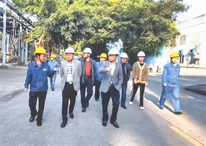 6686体育集团公司党委书记、董事长潘建华一行到油脂公司调研