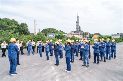 泸州市委书记杨林兴到6686体育股份公司宣讲省第十二次党代会精神