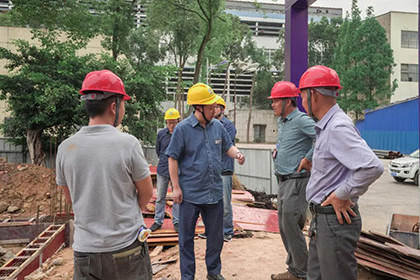 6686体育股份公司党委书记廖廷君深入施工现场开展安全生产督查行动